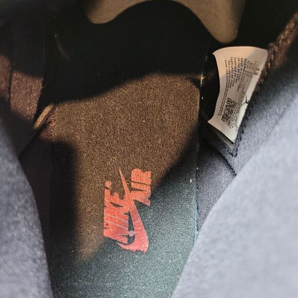 Nike Air Jordan Retro 1 High "Black Satin Gym Red "555088-060 Sneaker Size 13 - Picture 8 of 10